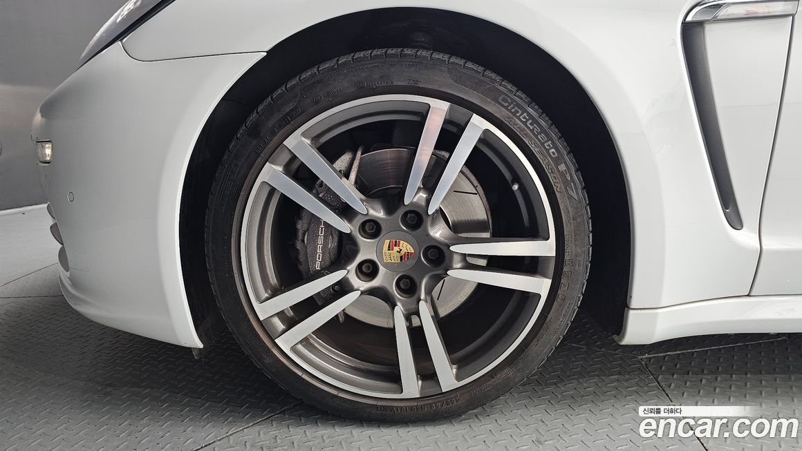 Porsche Panamera 2016