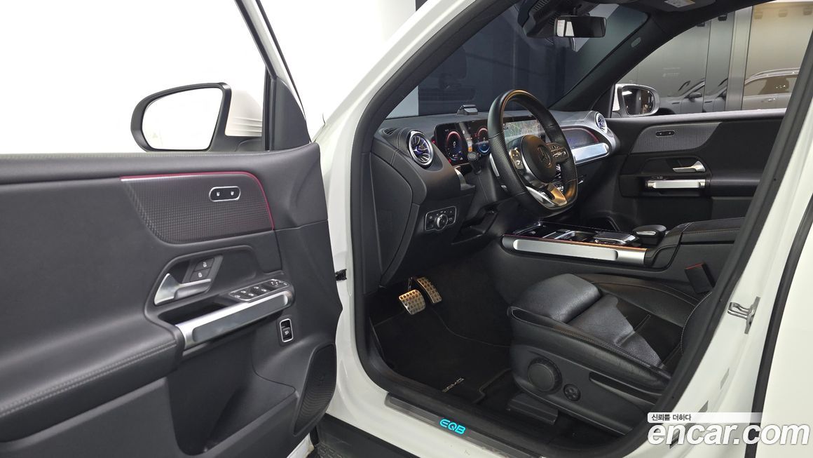 Mercedes-Benz EQB 2022