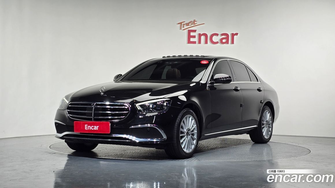 Mercedes-Benz E-Class 2023