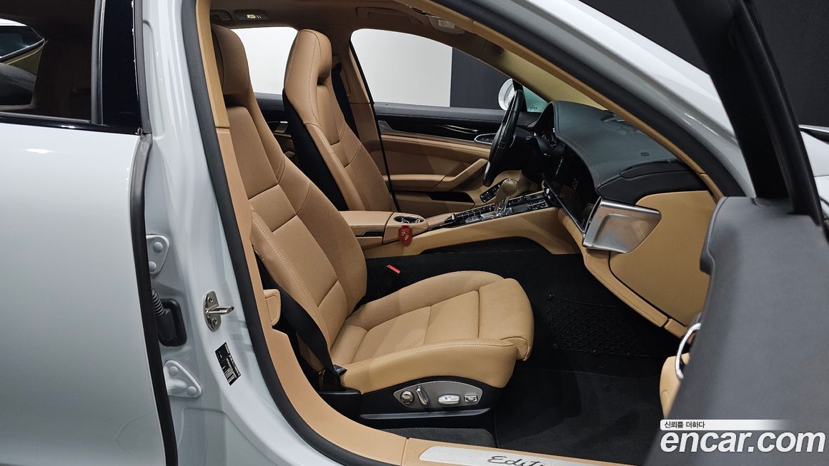 Porsche Panamera 2016