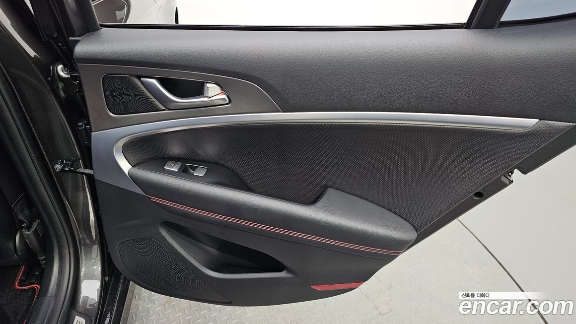 Genesis G70 2024