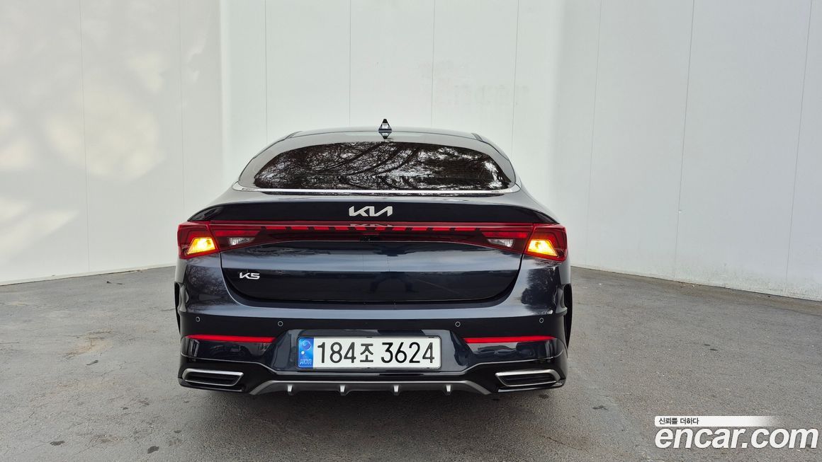 Kia K5 2023