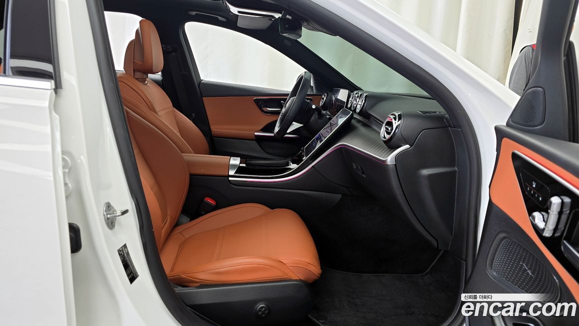 Mercedes-Benz C-Class 2023