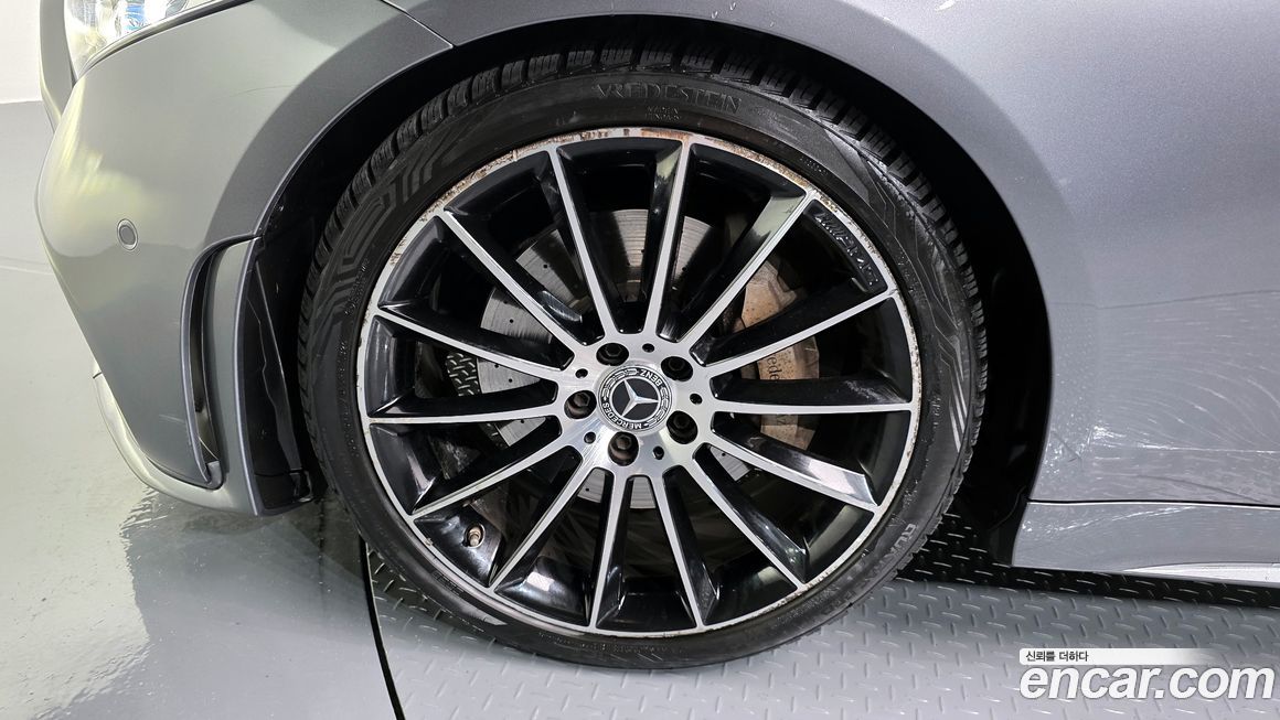 Mercedes-Benz CLS-Class 2019