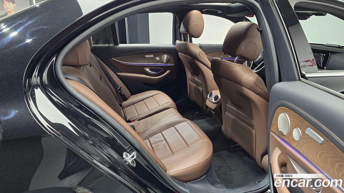 Mercedes-Benz E-Class 2023