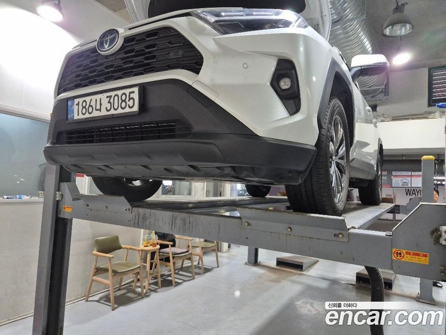 Toyota RAV4 2024
