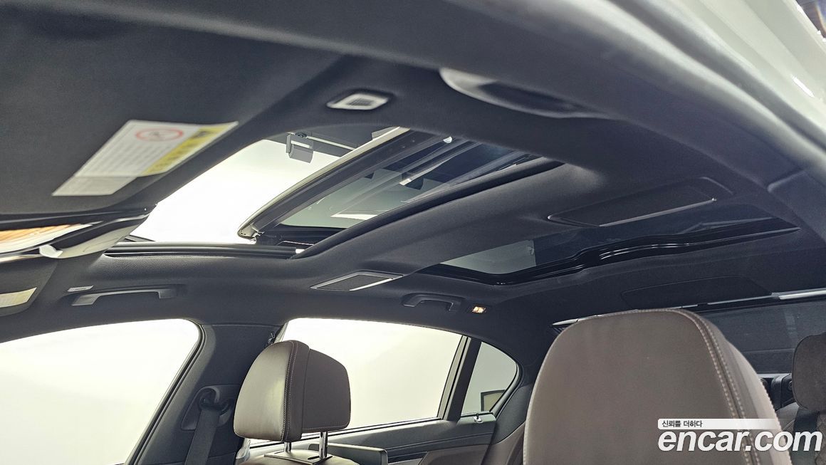 BMW 7-Series 2018