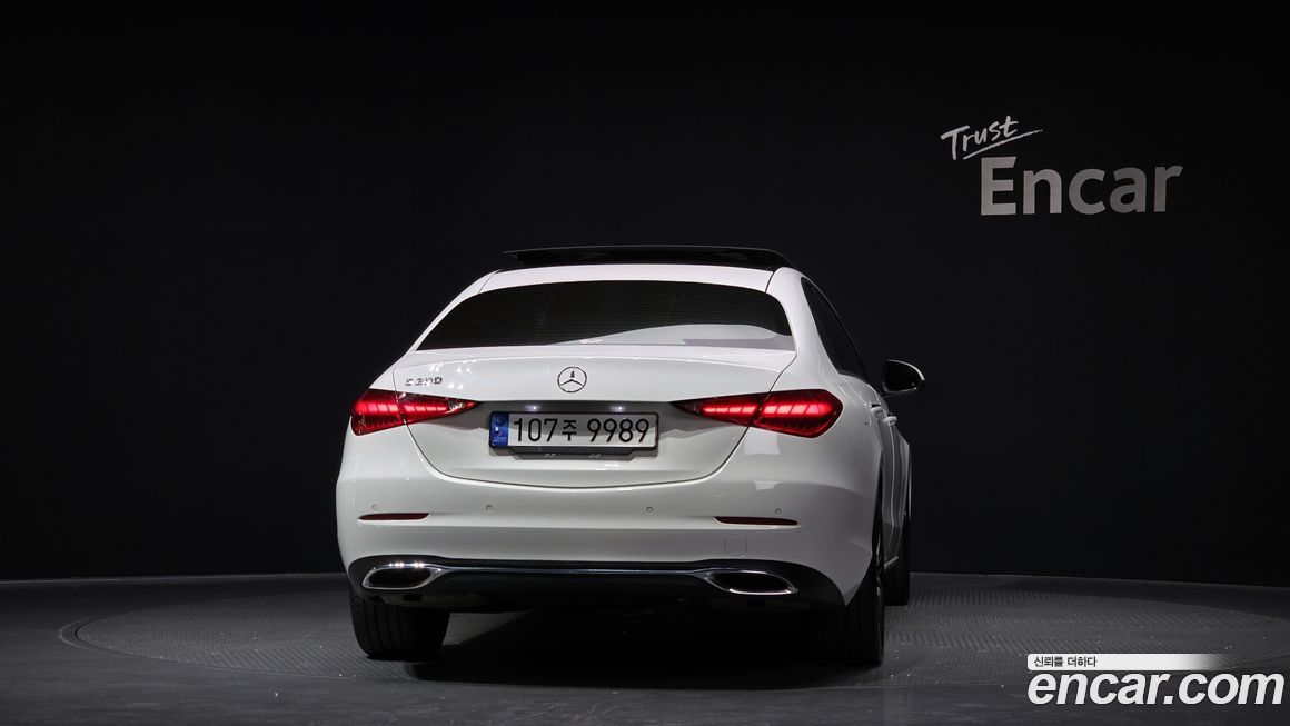 Mercedes-Benz C-Class 2023