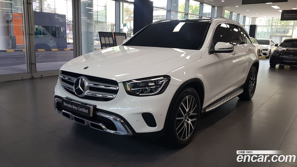 Mercedes-Benz GLC-Class 2021