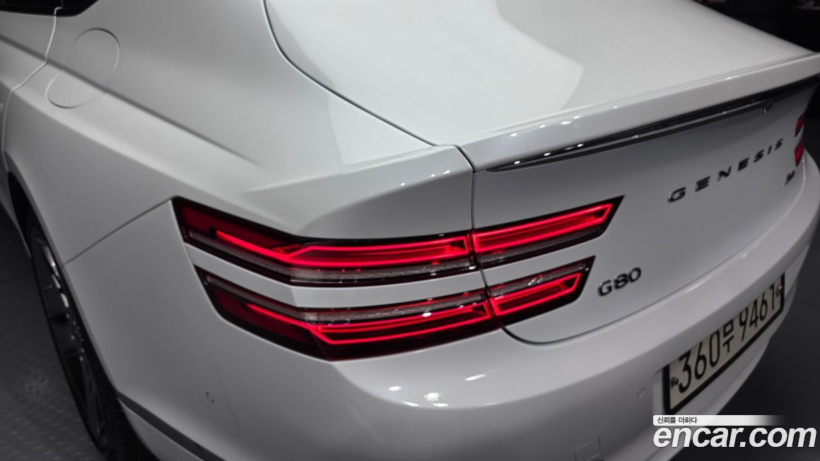 Genesis G80 2021