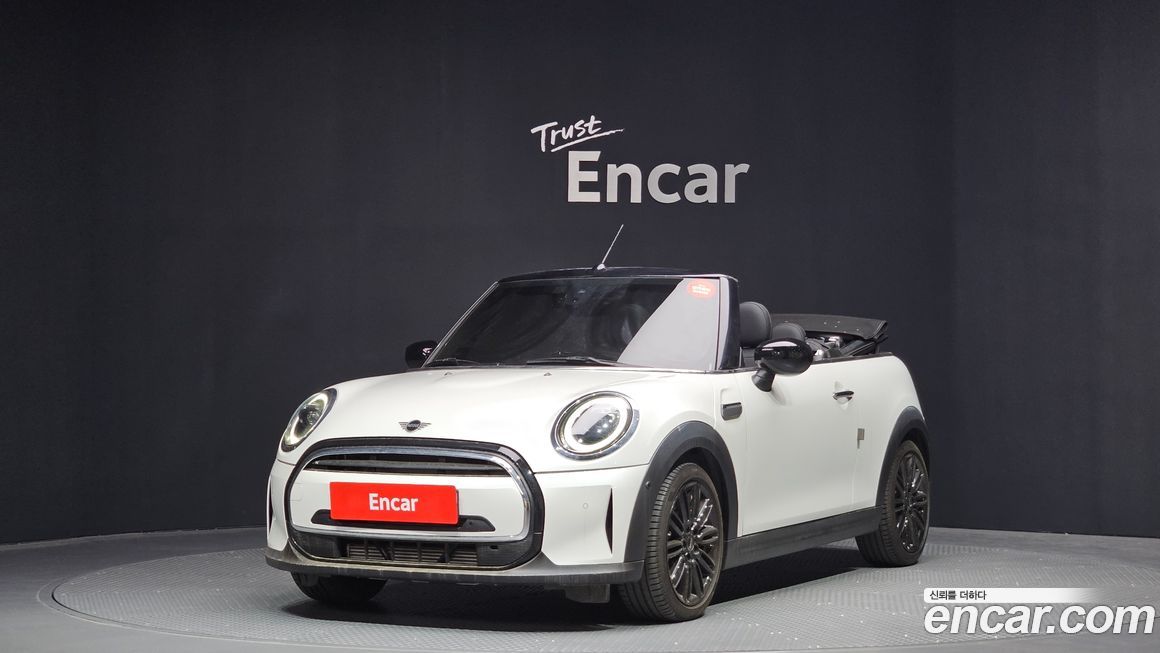 Mini Cooper Convertible 2024