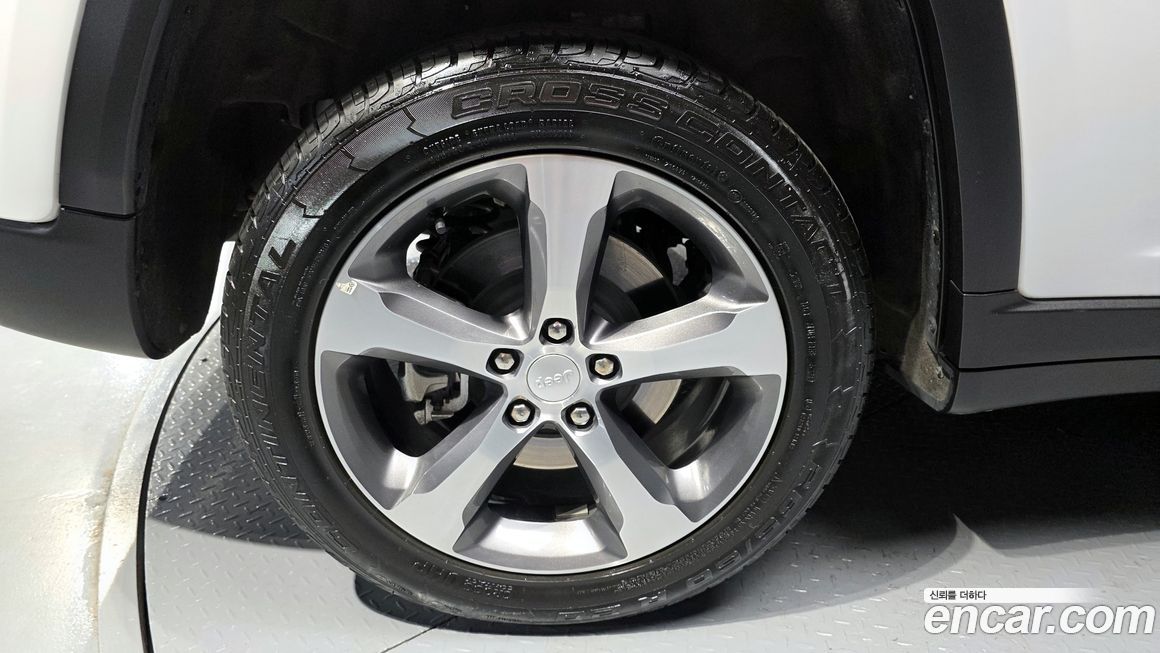 Jeep Cherokee 2023