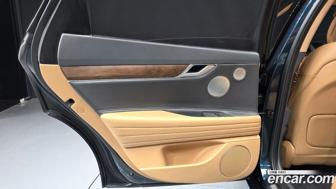 Genesis G80 2023