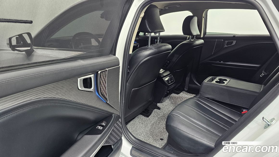 Kia K8 2025