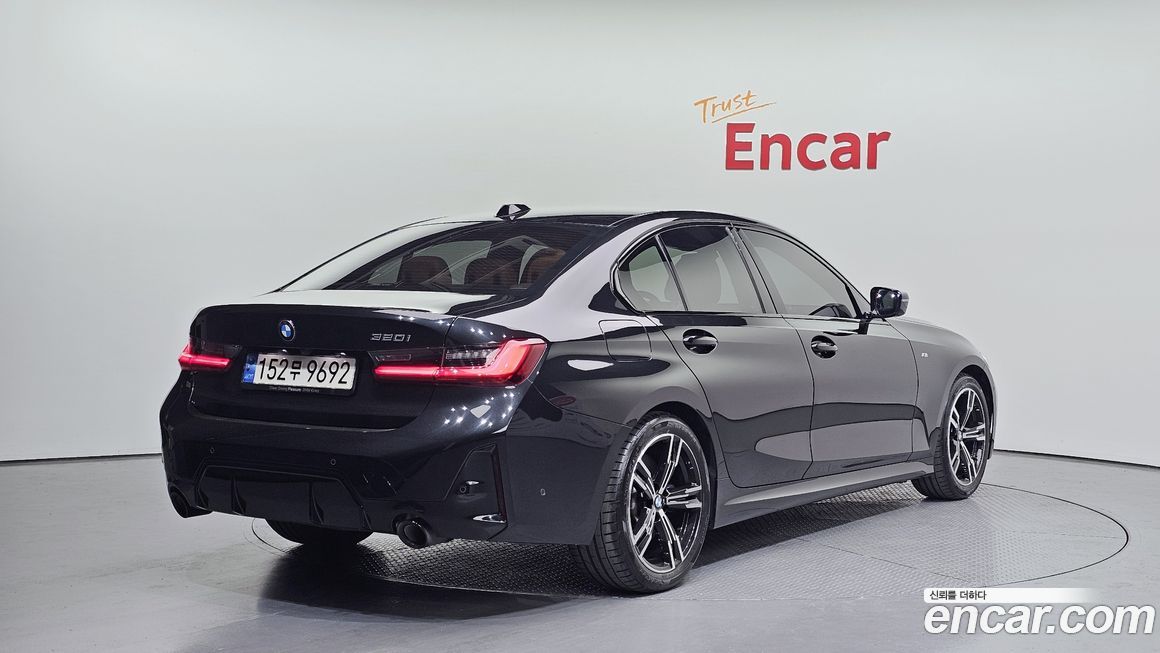 BMW 3-Series 2024