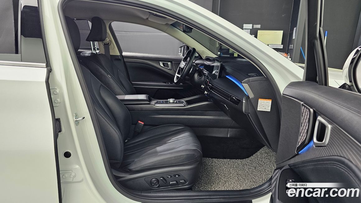 Kia K8 2025