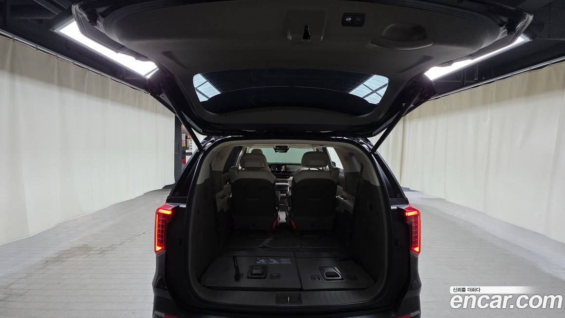 Kia Canival 2025