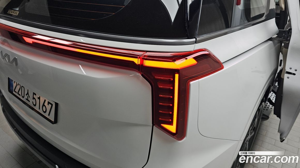 Kia Canival 2025