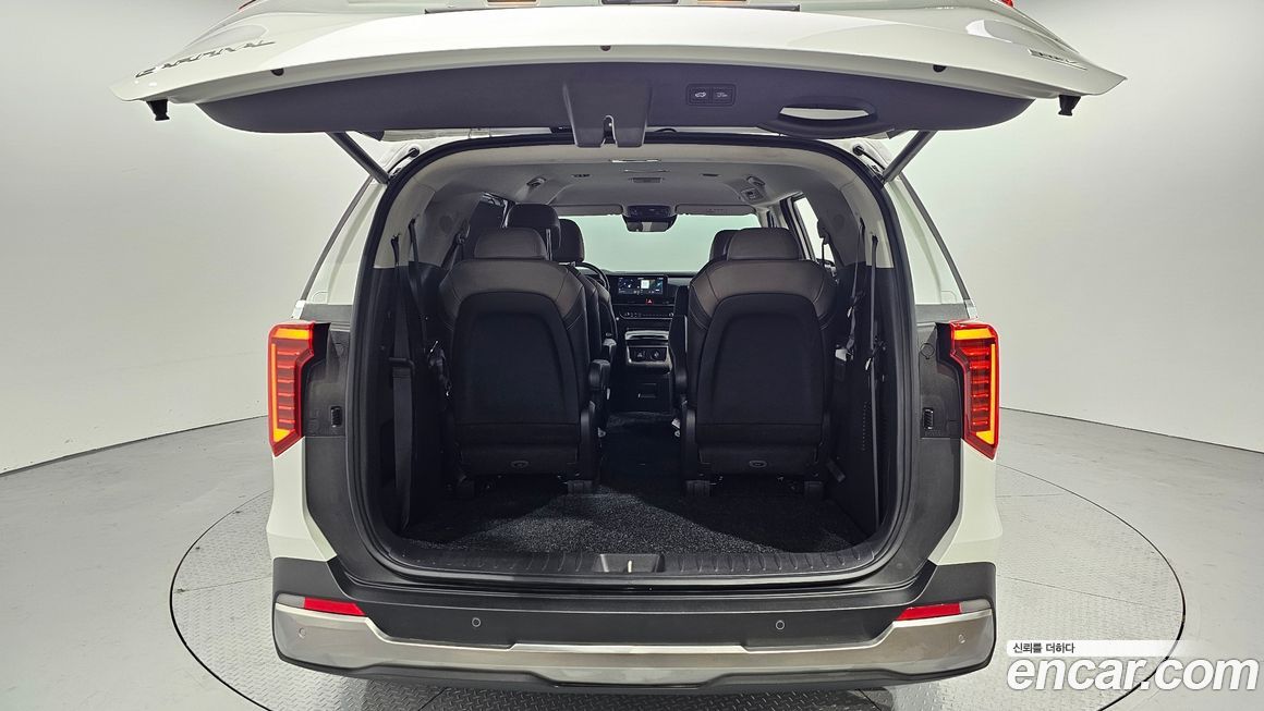Kia Canival 2025