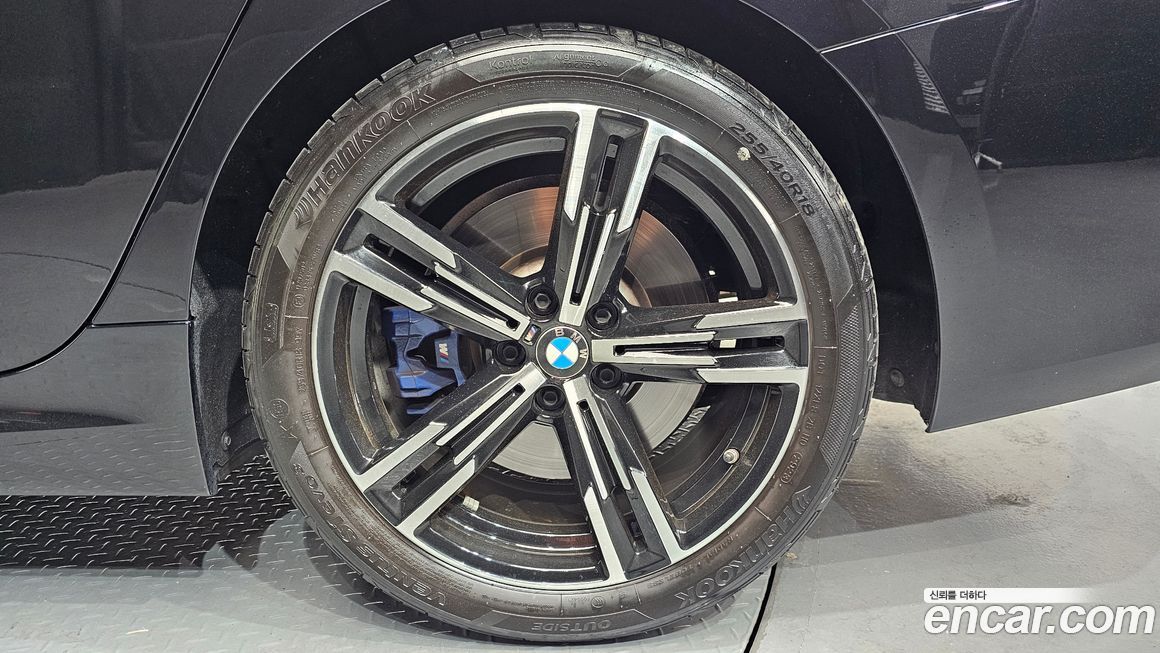 BMW 3-Series 2024
