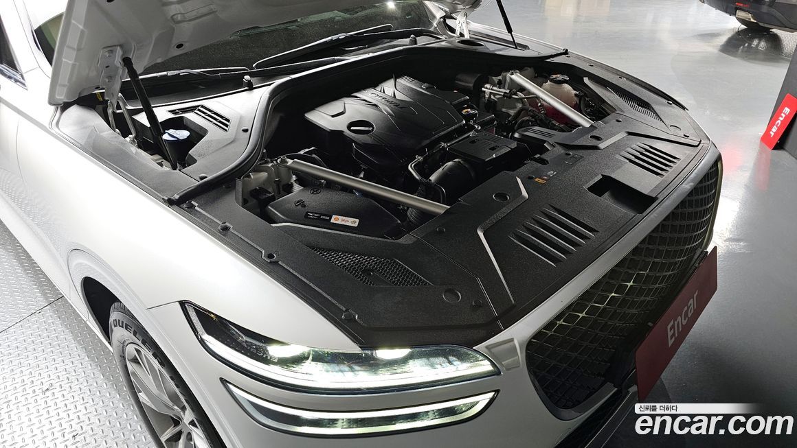 Genesis GV70 2024