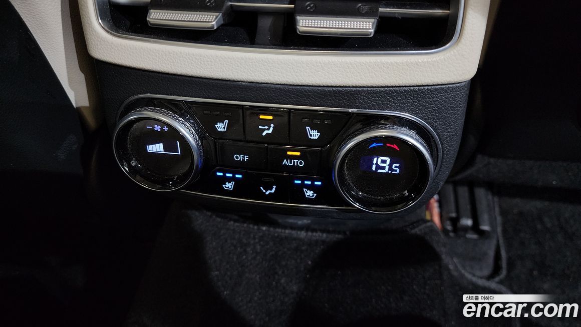 Genesis GV70 2024
