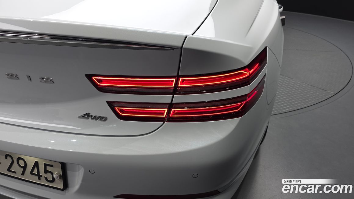 Genesis G80 2023