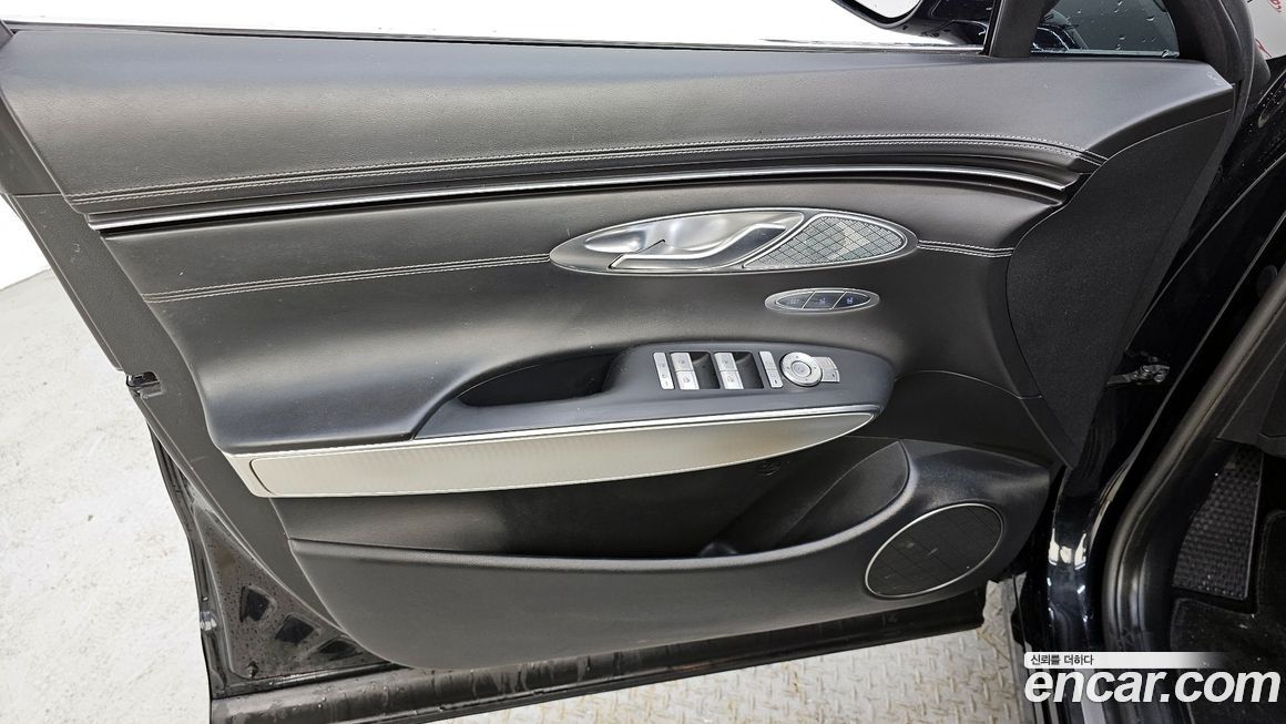 Genesis GV70 2021