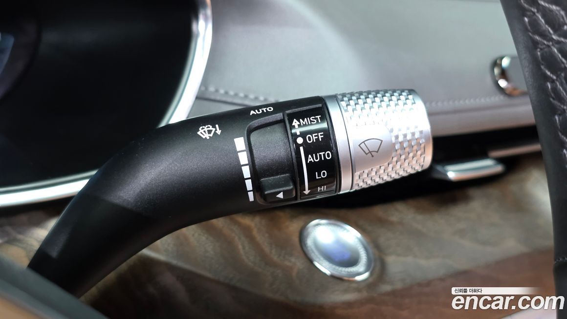 Genesis G80 2023
