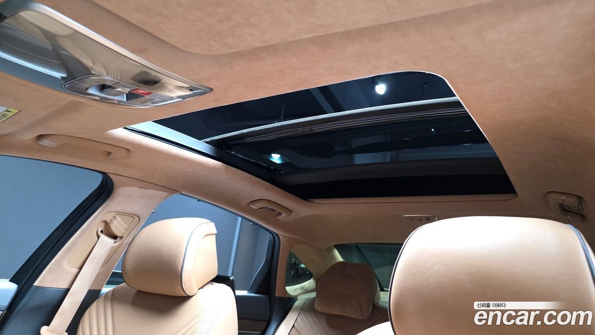 Genesis G80 2023