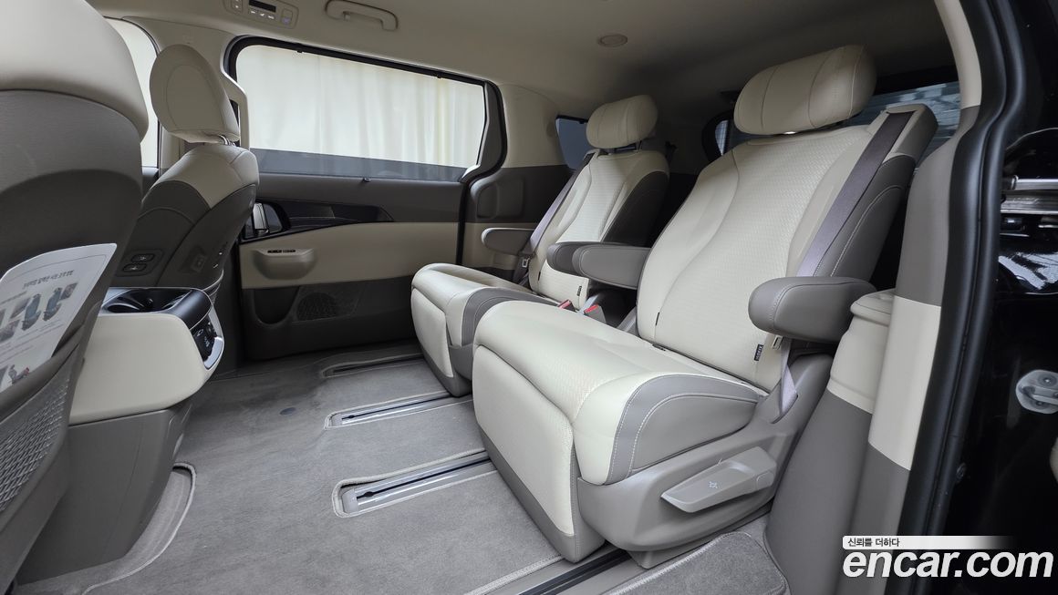 Kia Canival 2025