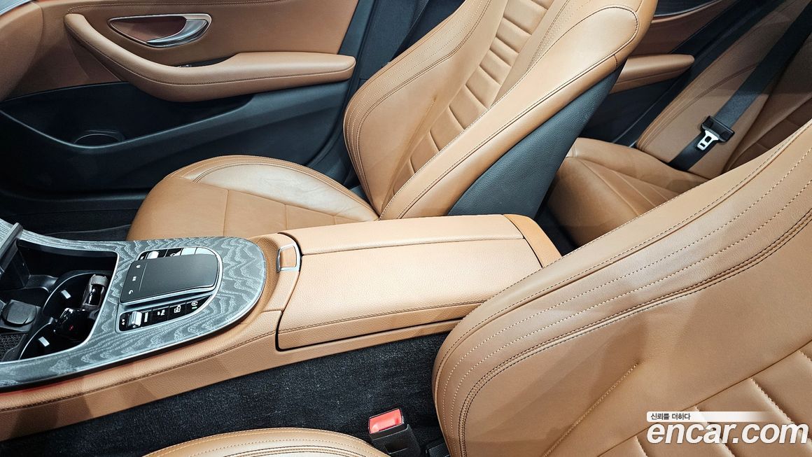 Mercedes-Benz E-Class 2021