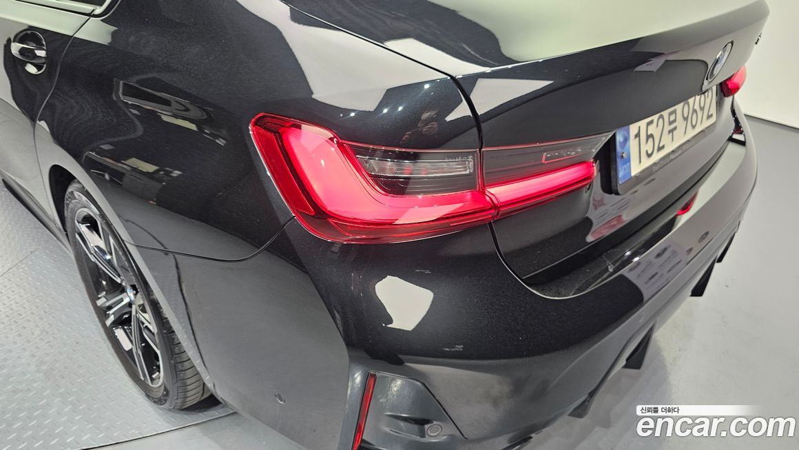 BMW 3-Series 2024