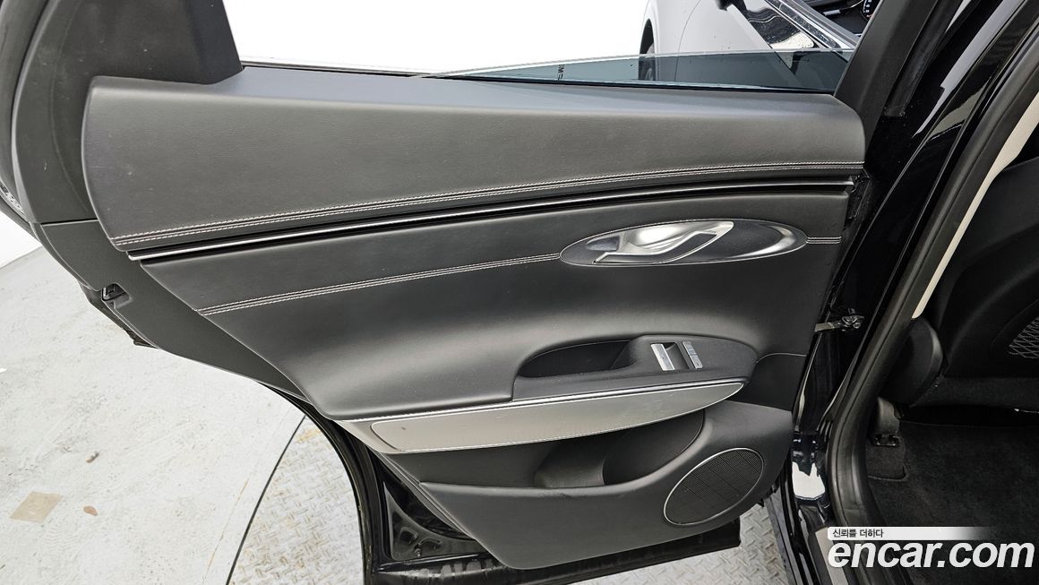 Genesis GV70 2021