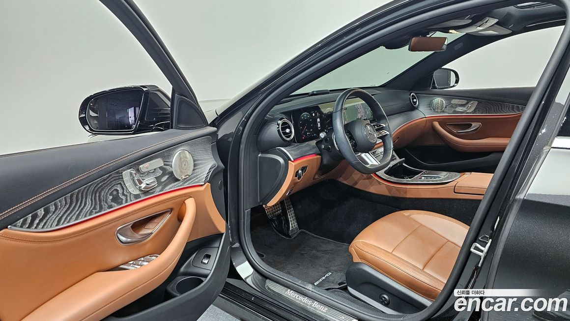 Mercedes-Benz E-Class 2021