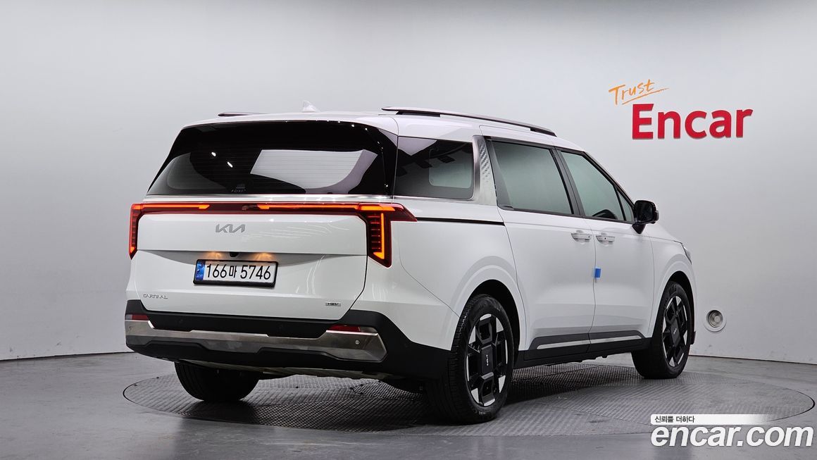 Kia Canival 2025