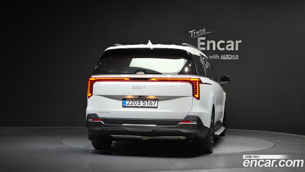Kia Canival 2025