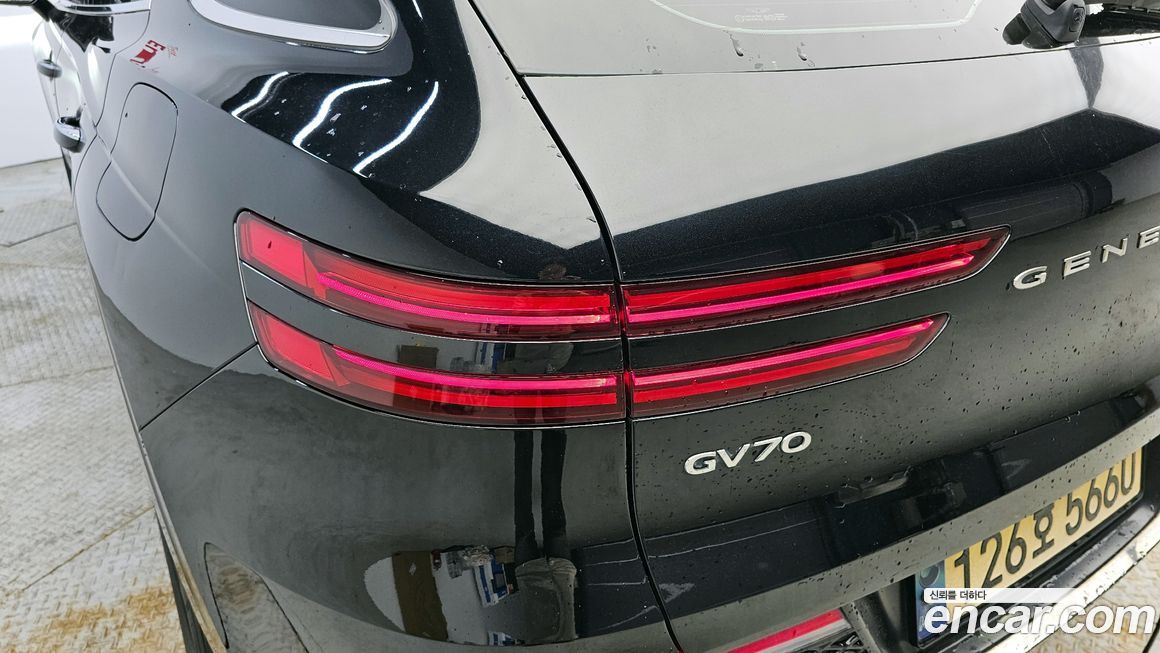 Genesis GV70 2021