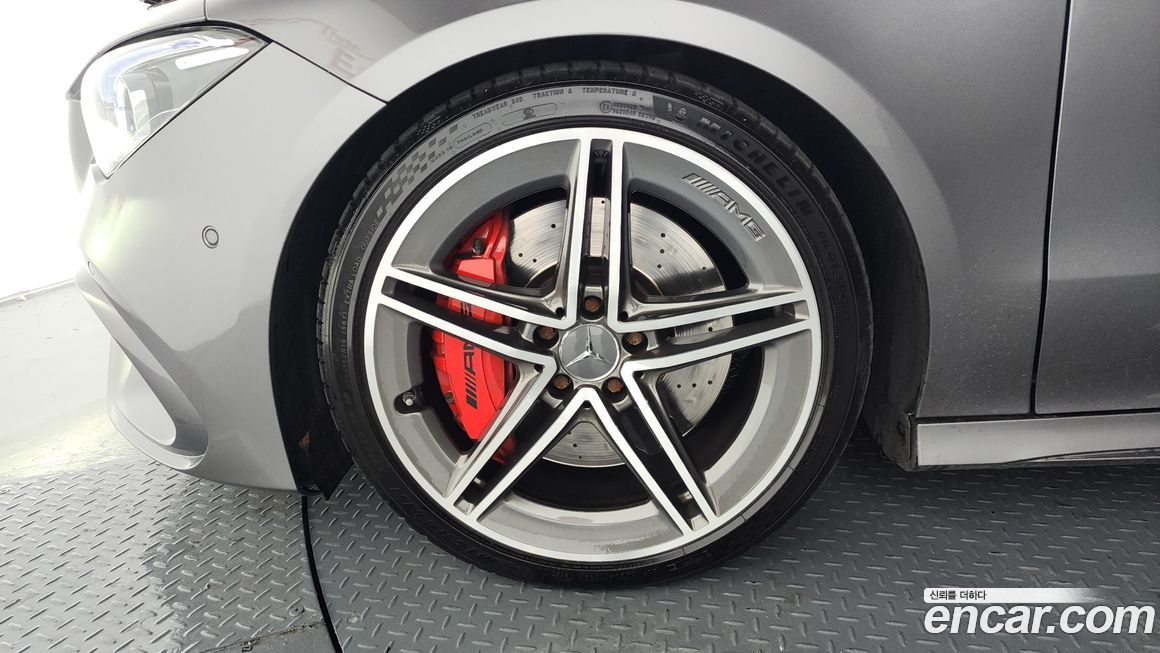Mercedes-Benz CLA-Class 2021