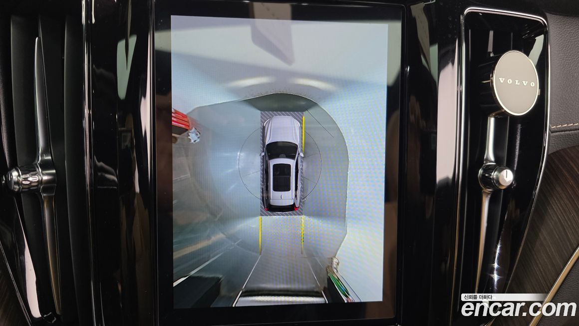 Volvo XC60 2022