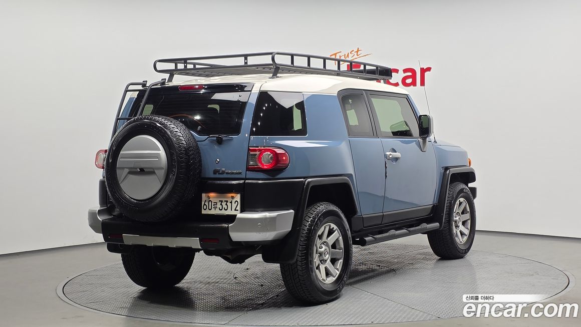 Toyota FJ Cruiser 2014