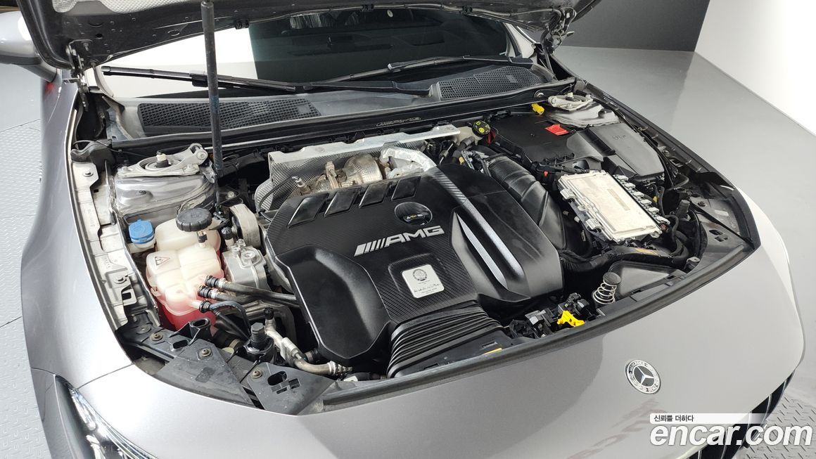 Mercedes-Benz CLA-Class 2021