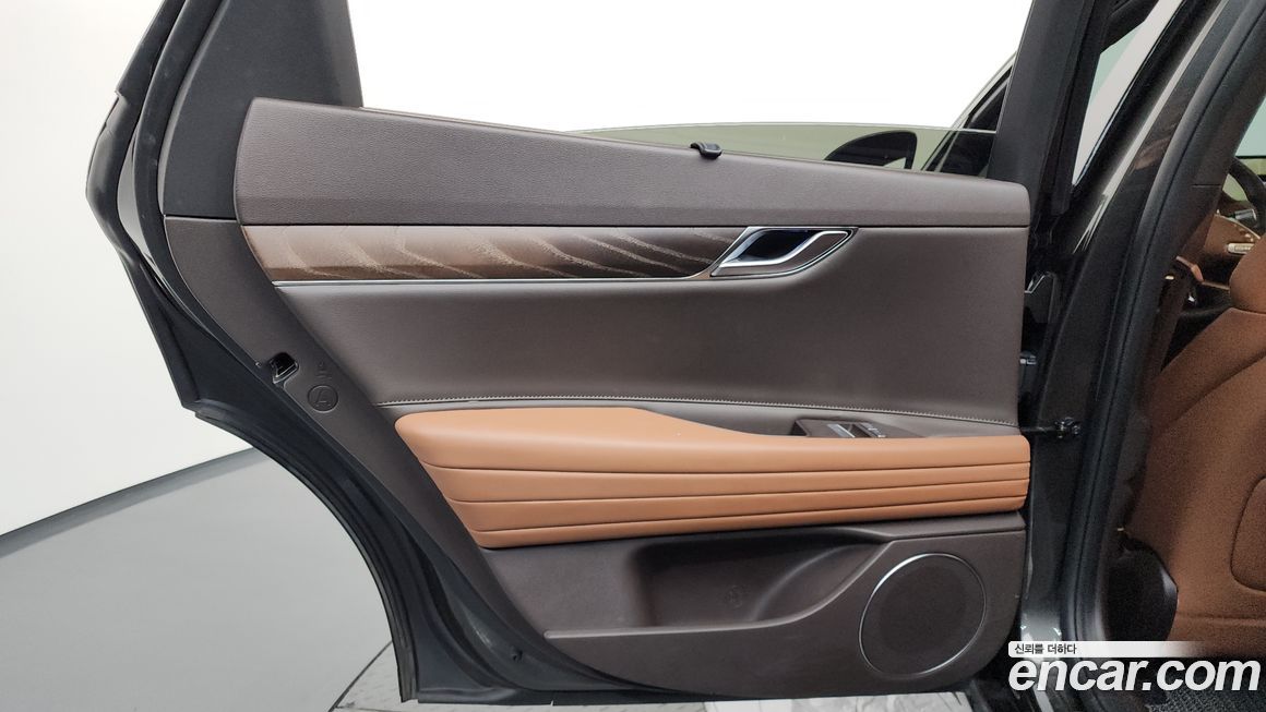 Genesis G80 2023