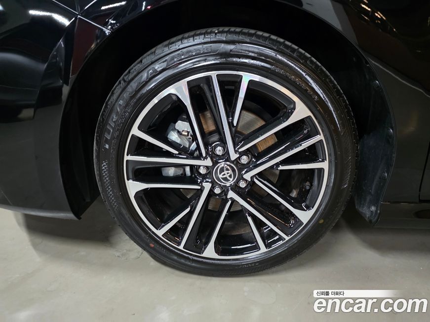 Toyota Camry 2025