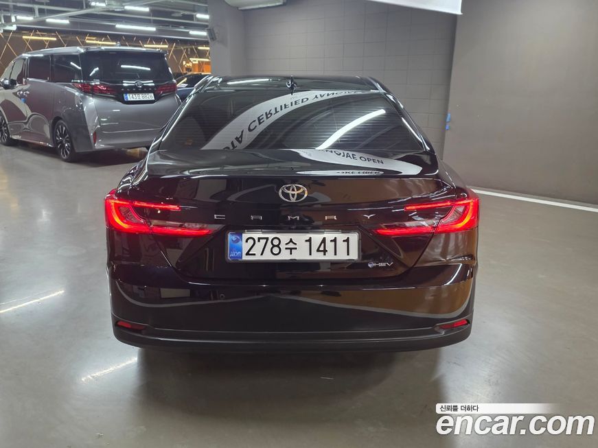 Toyota Camry 2025