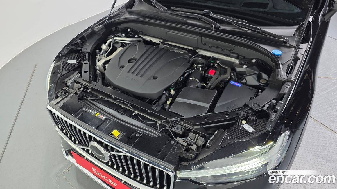 Volvo XC60 2022