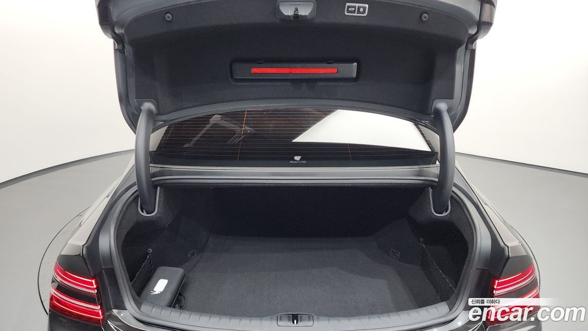 Genesis G80 2023
