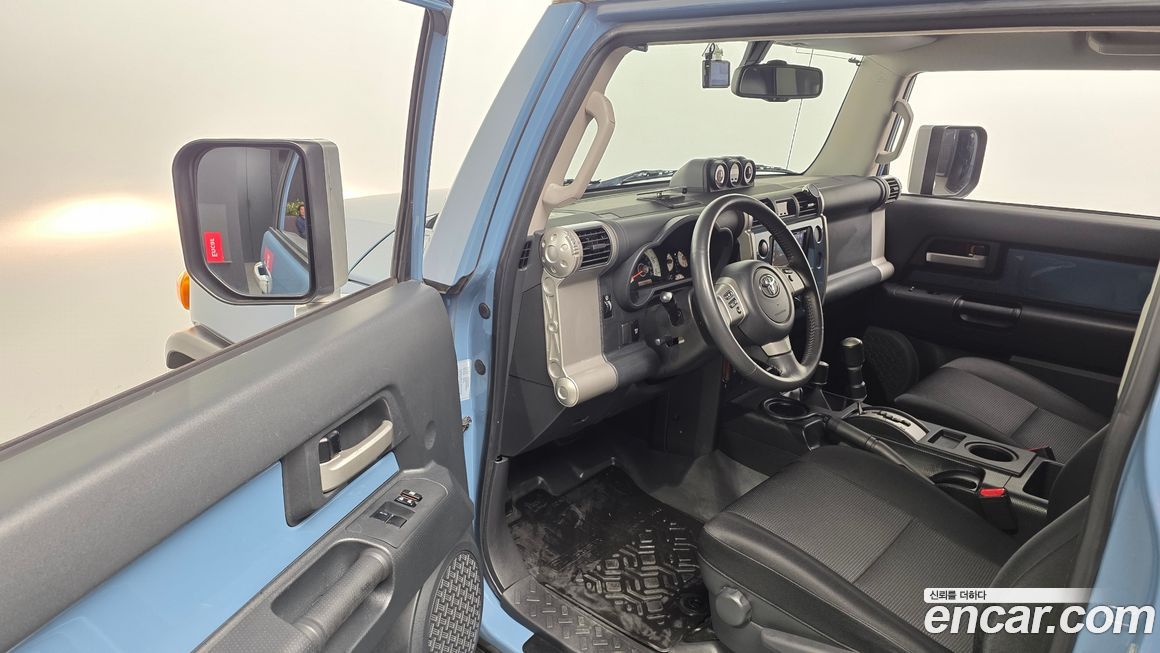 Toyota FJ Cruiser 2014
