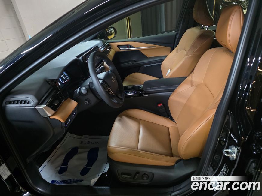 Toyota Camry 2025