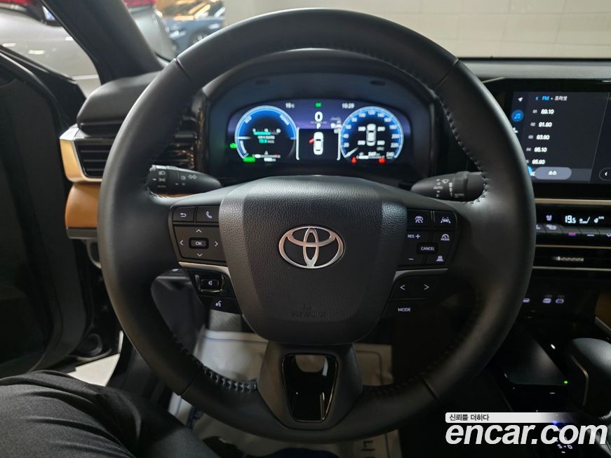 Toyota Camry 2025